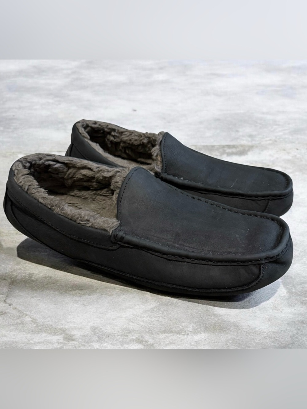 UGG Ascot Slippers Men's 13 Suede Leather Moccasins Shoes Sherpa Lined Black